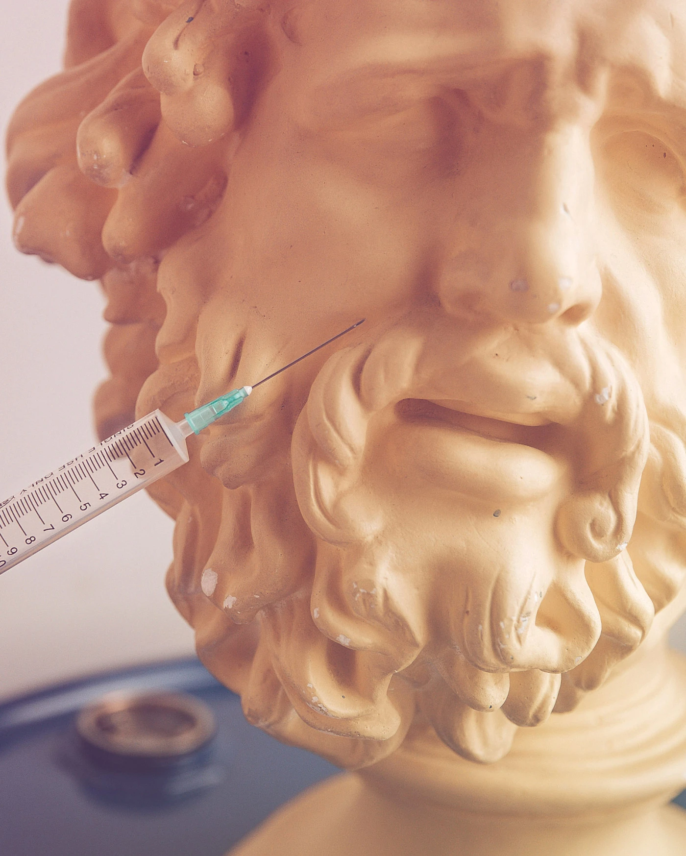 Что такое ботокс и причём тут ботулизм